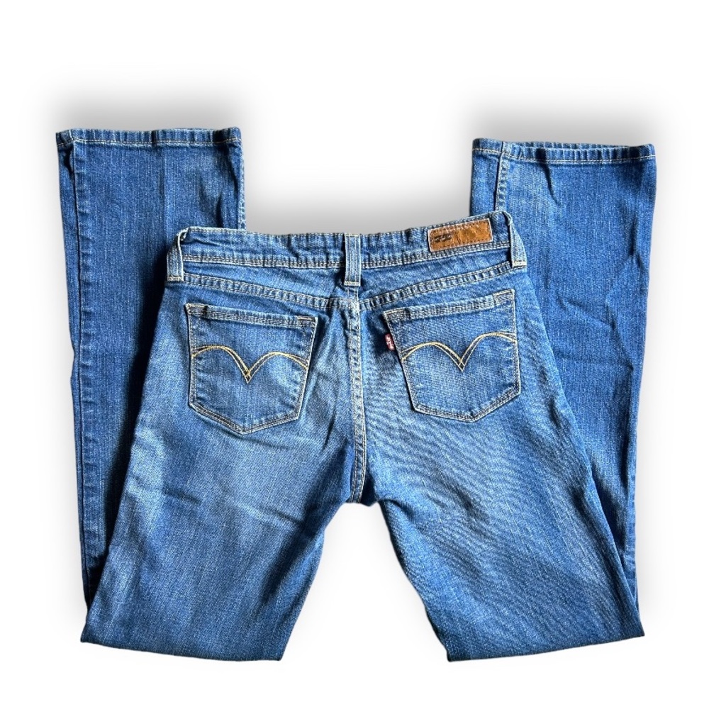Vintage Levi’s ultra low waisted bootcut short jeans, 7/28